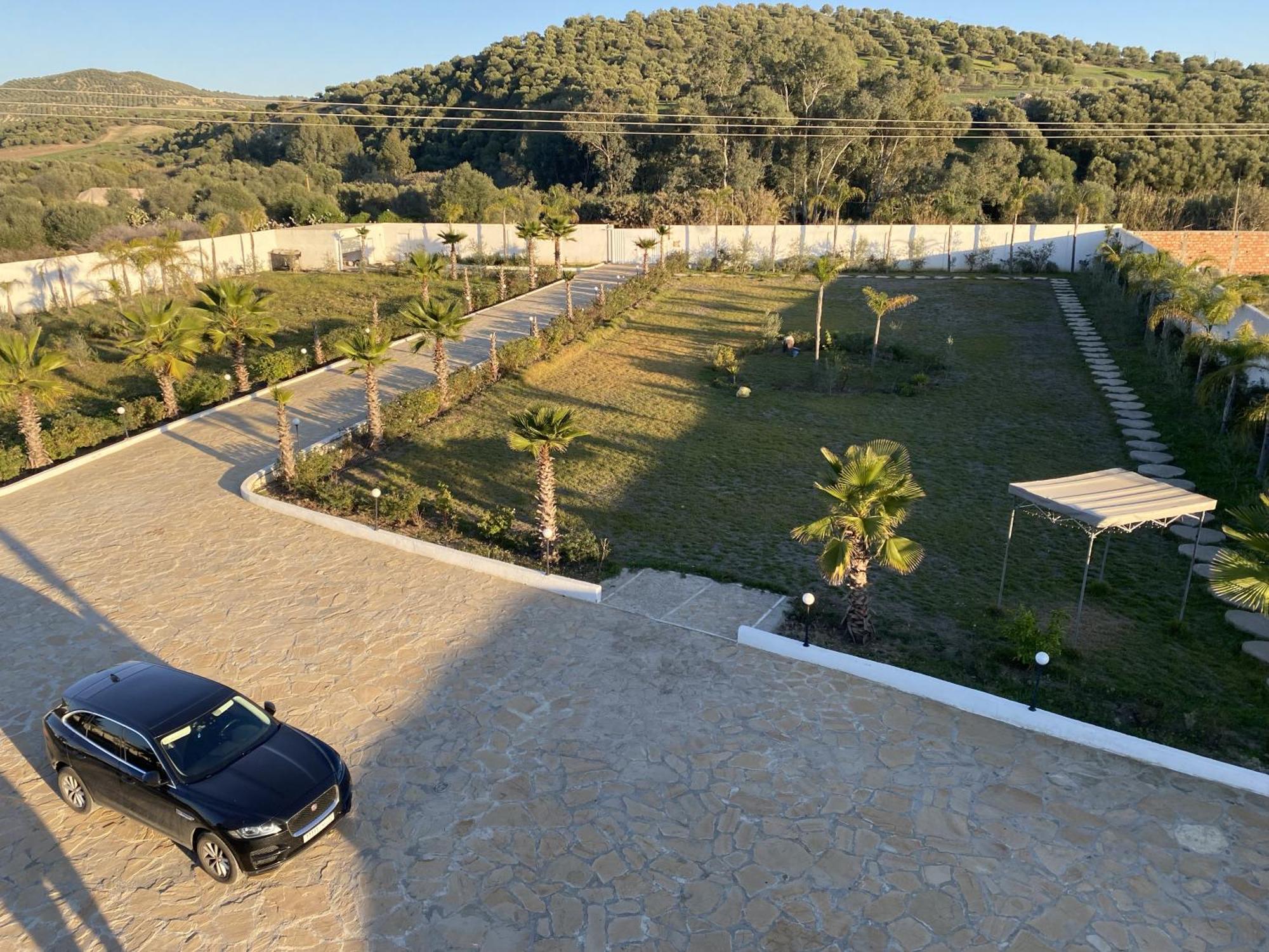 Guitar Palace - Chambres D'Hotes Bni Quolla Bagian luar foto